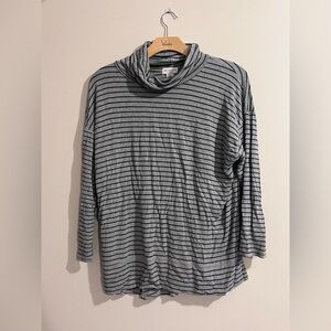 Liz Claiborne Gray and Black Striped Top